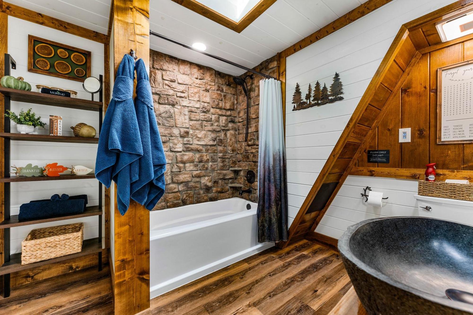 1Mile Downtown, Handicap Ramp, Hot Tub, Game Room Гатлинбург Экстерьер фото